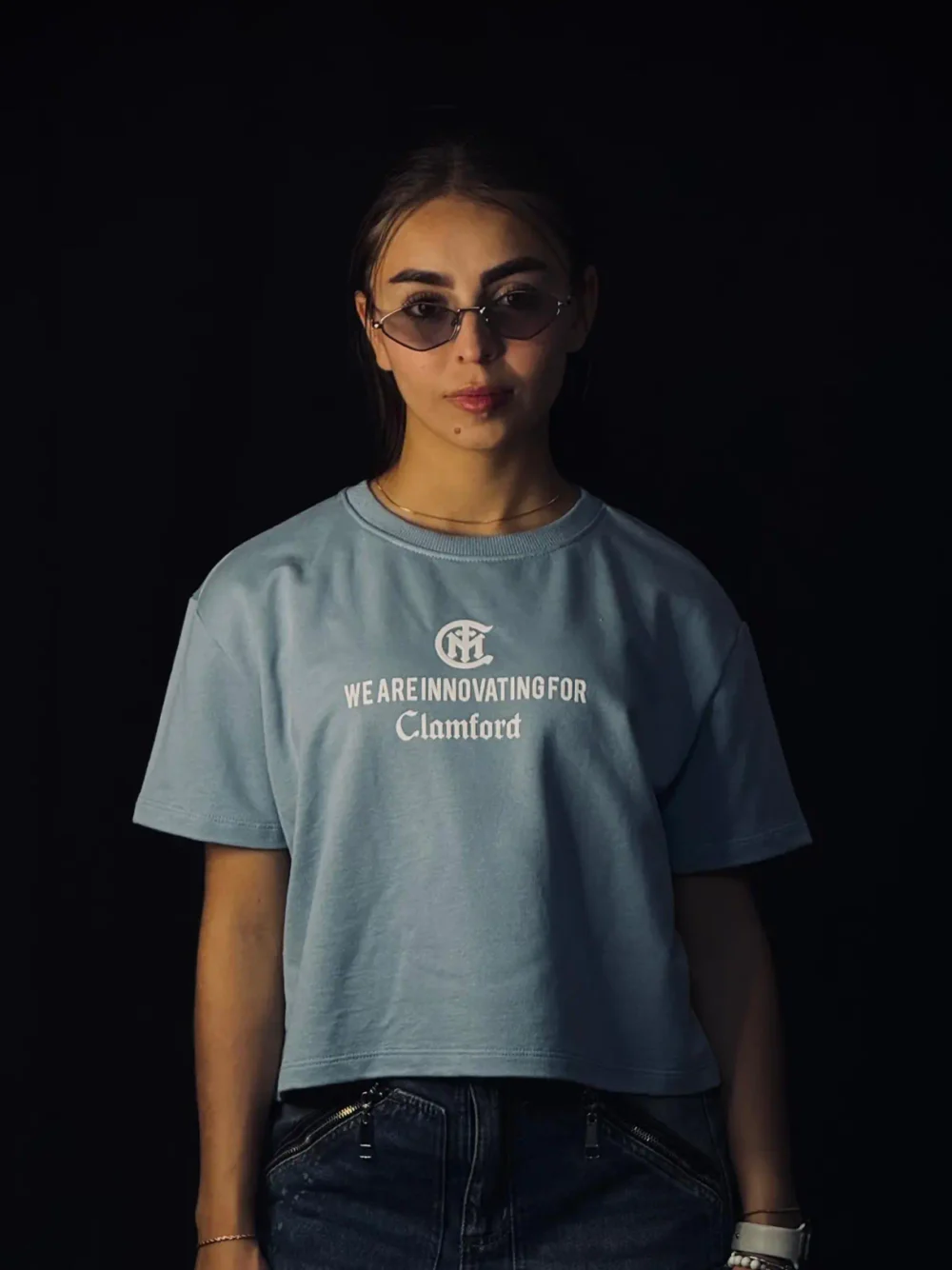 Camiseta oversize texto innovating